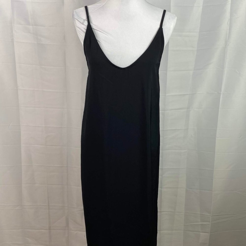 Everlane Japanese GoWeave slip on dress